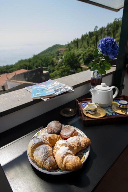Casa Rosaria Amalfi Coast Bed & Breakfast Vietri Екстериор снимка